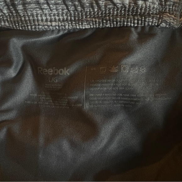 Reebok Running Shorts, large - Picture 3 of 3